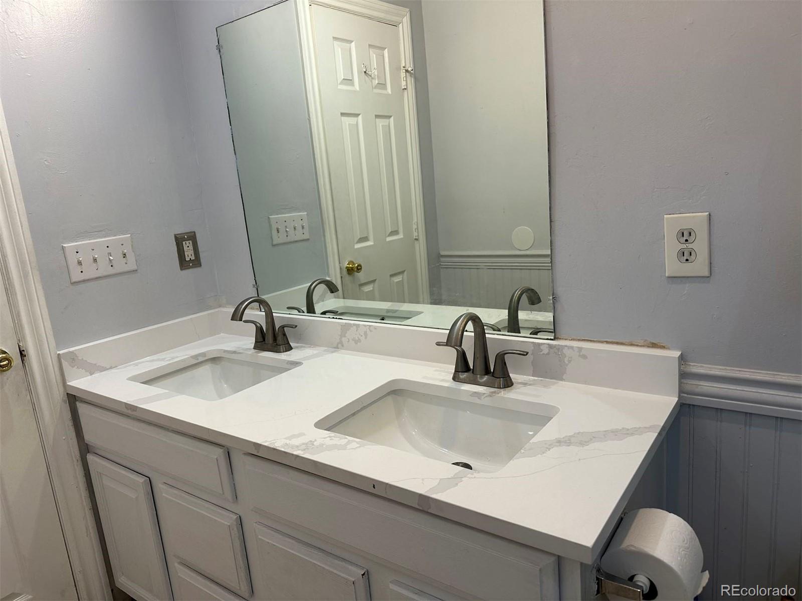 MLS Image #7 for 1212  yosemite street,denver, Colorado