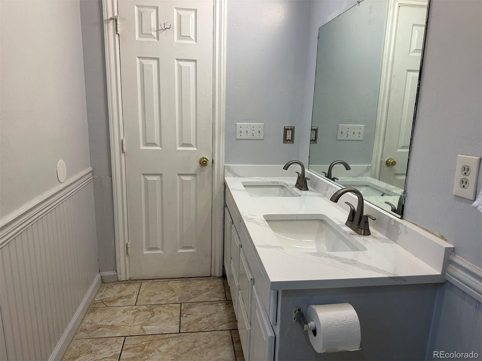 MLS Image #8 for 1212  yosemite street,denver, Colorado