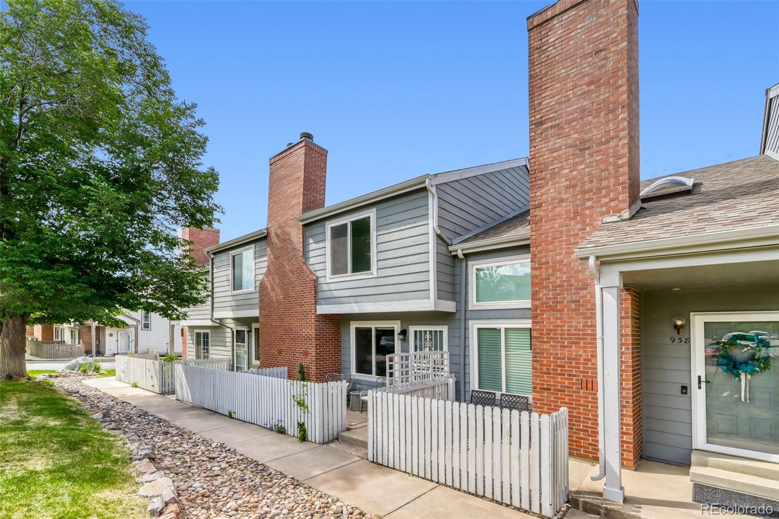 MLS Image #2 for 936  summer drive,highlands ranch, Colorado