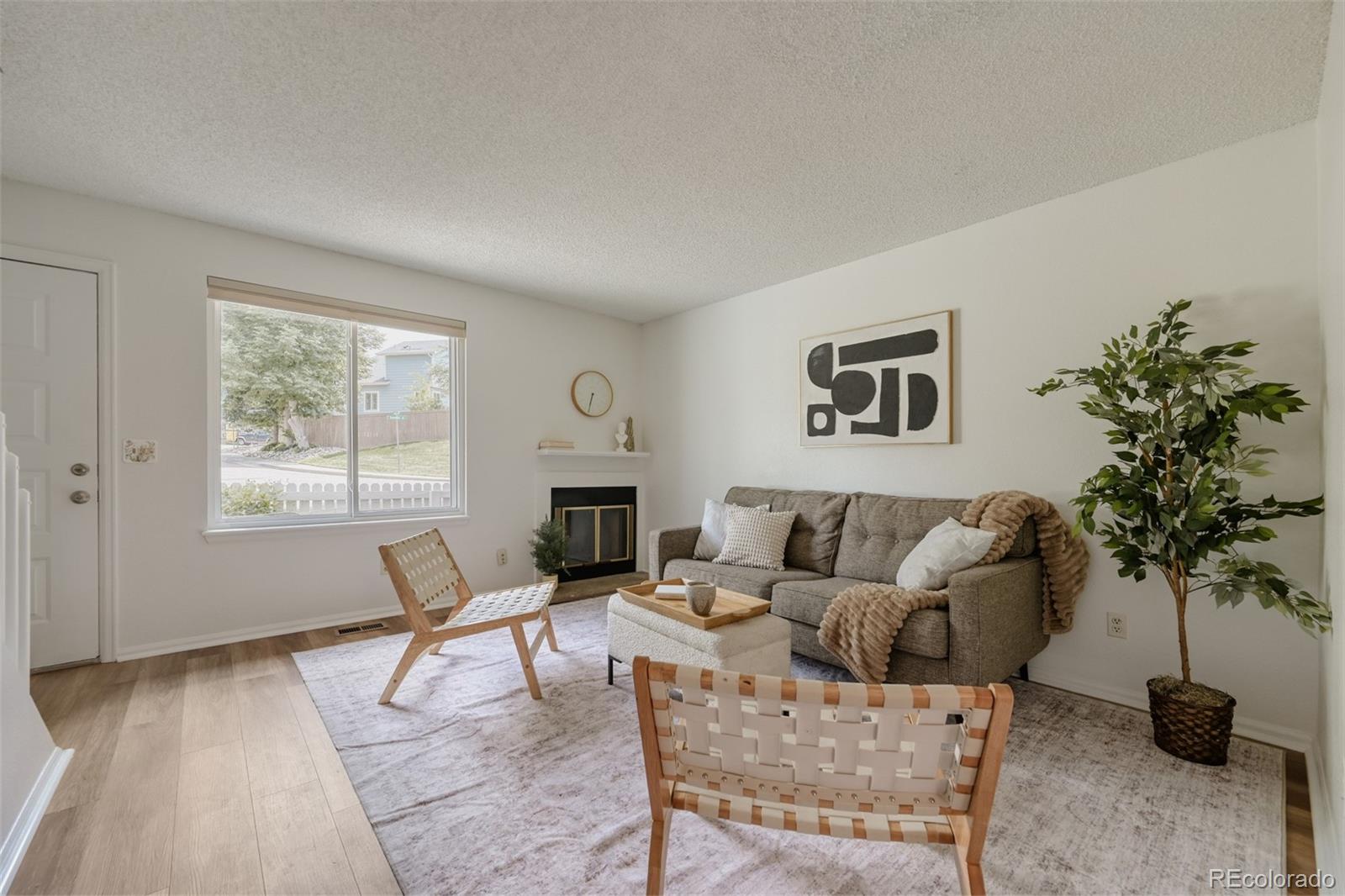 MLS Image #5 for 936  summer drive,highlands ranch, Colorado