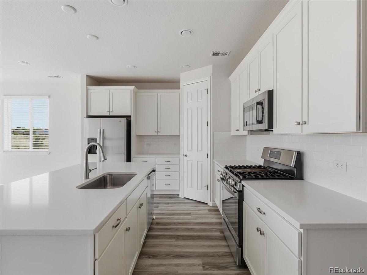 MLS Image #10 for 5445  shady oaks drive,fort collins, Colorado