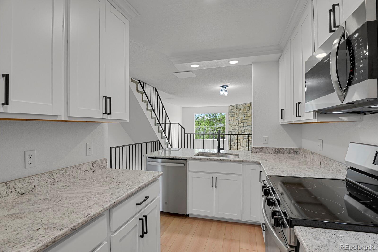 MLS Image #4 for 9406 w ontario drive,littleton, Colorado