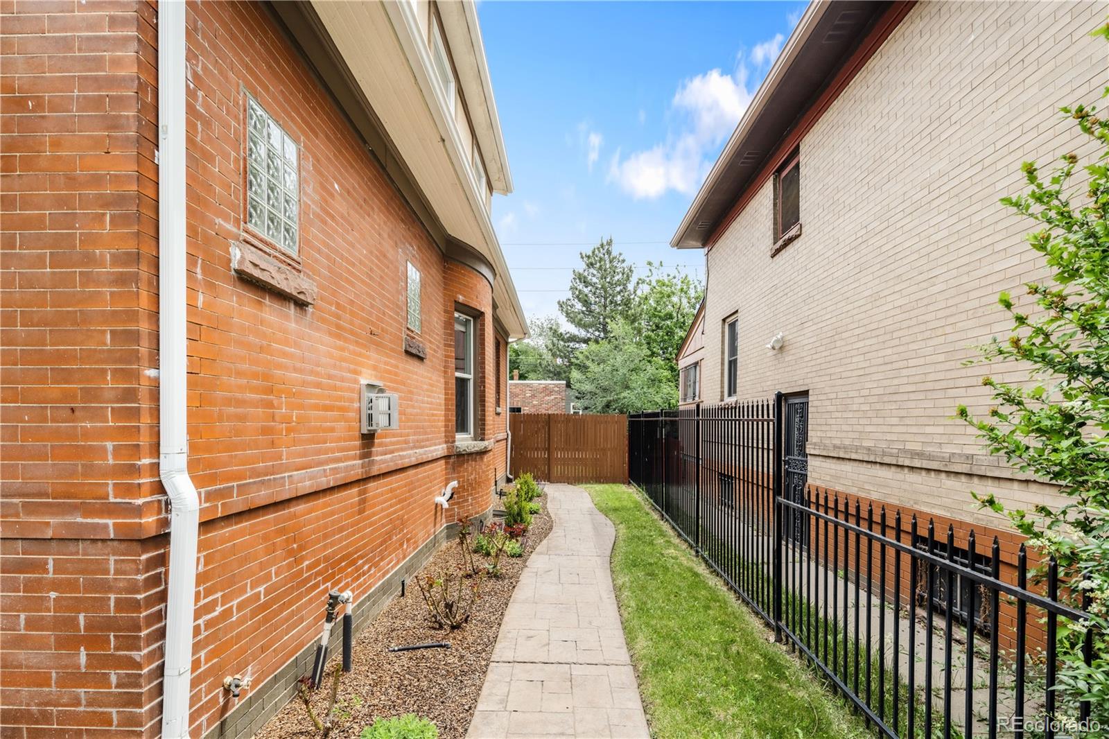 MLS Image #3 for 3022 n vine street,denver, Colorado