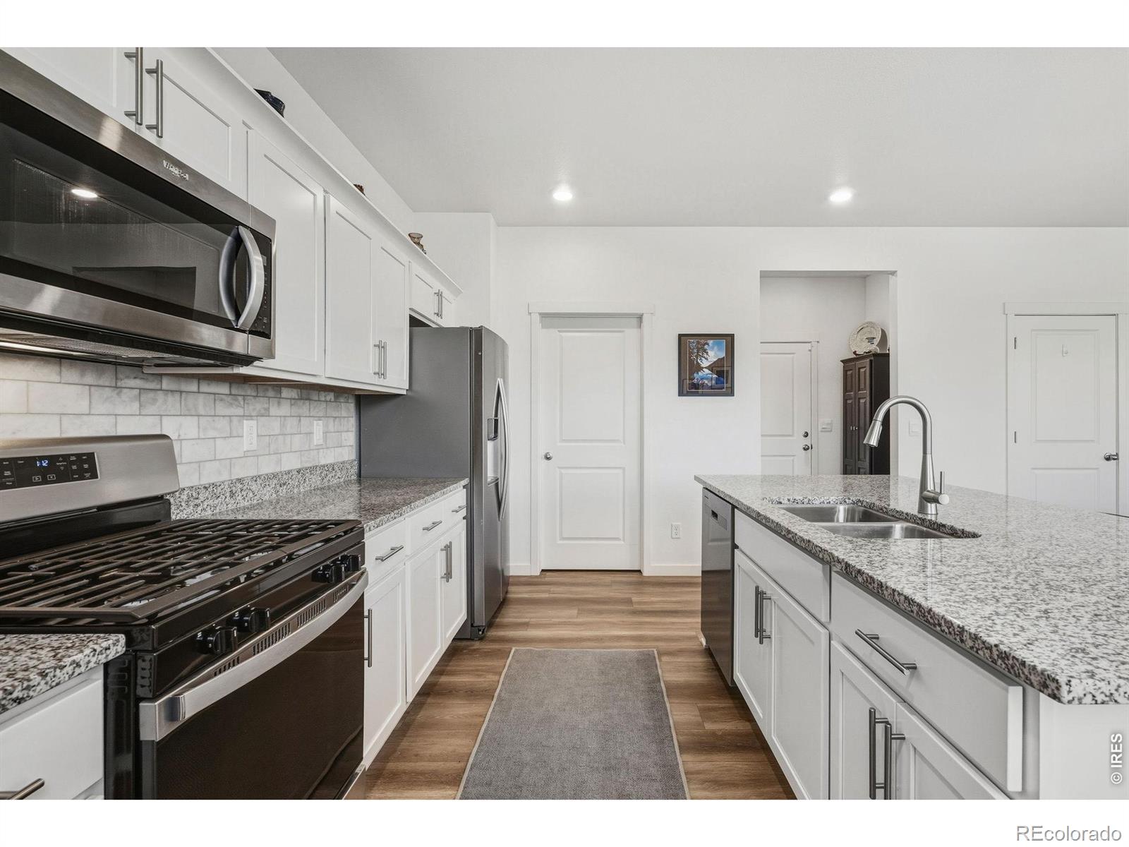 MLS Image #10 for 438  bluebird road,johnstown, Colorado