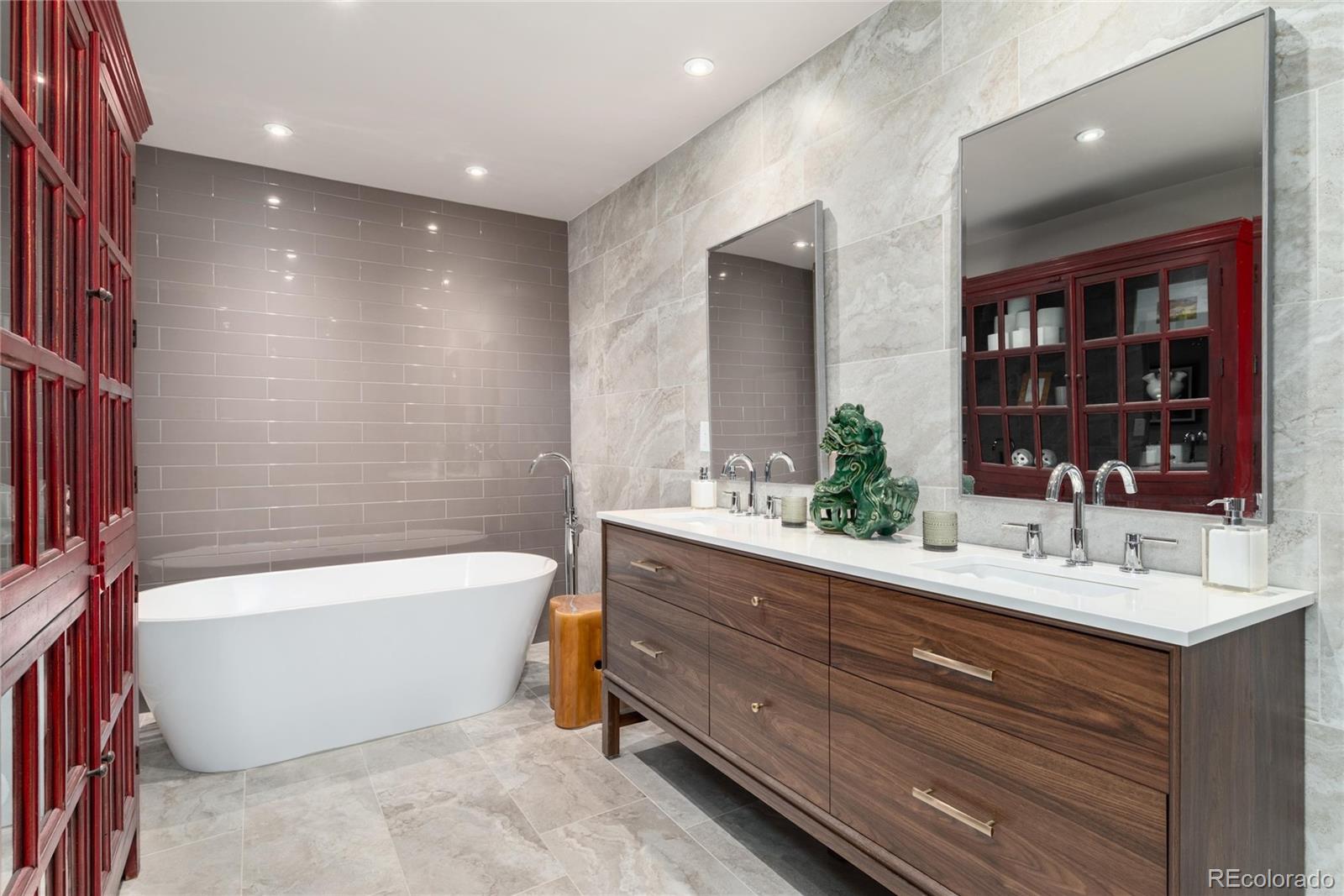 MLS Image #20 for 20  lindenwood drive,littleton, Colorado