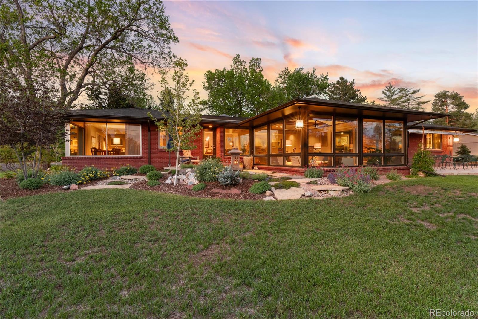 MLS Image #4 for 20  lindenwood drive,littleton, Colorado