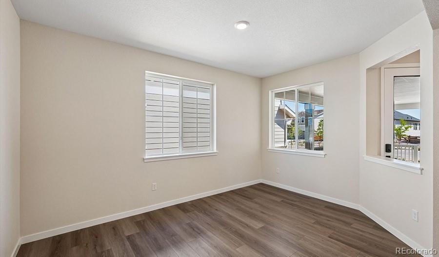 MLS Image #4 for 2131 s irvington street,aurora, Colorado