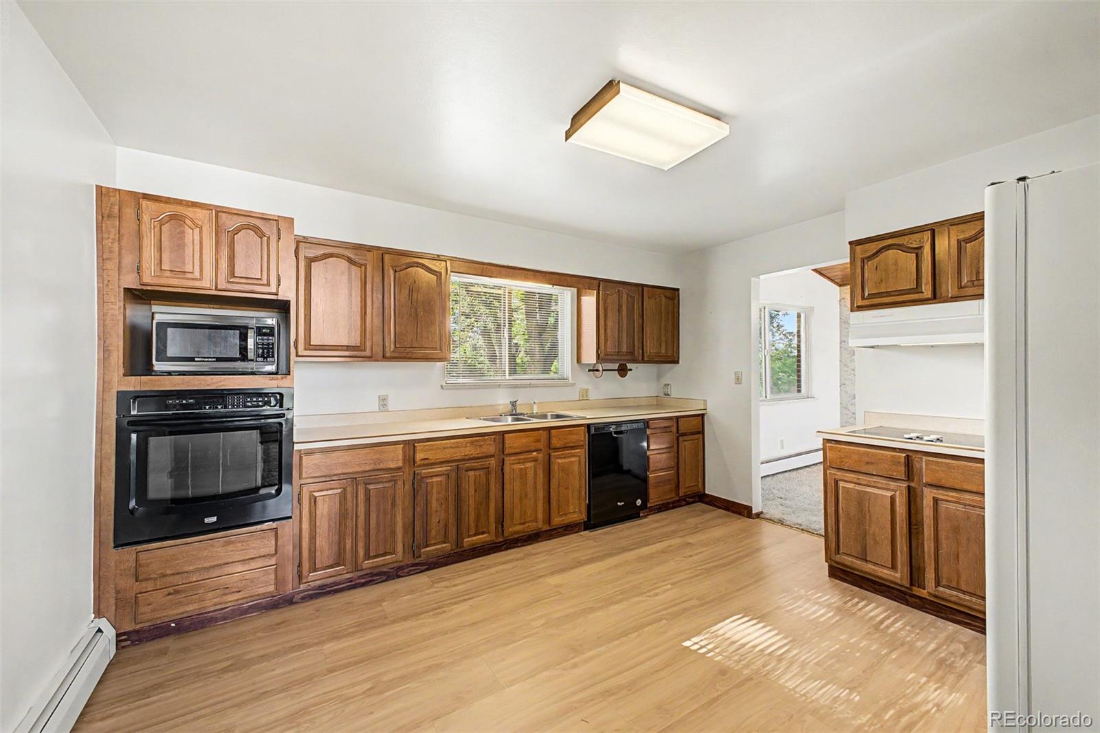 MLS Image #16 for 8289  greenwood boulevard,denver, Colorado