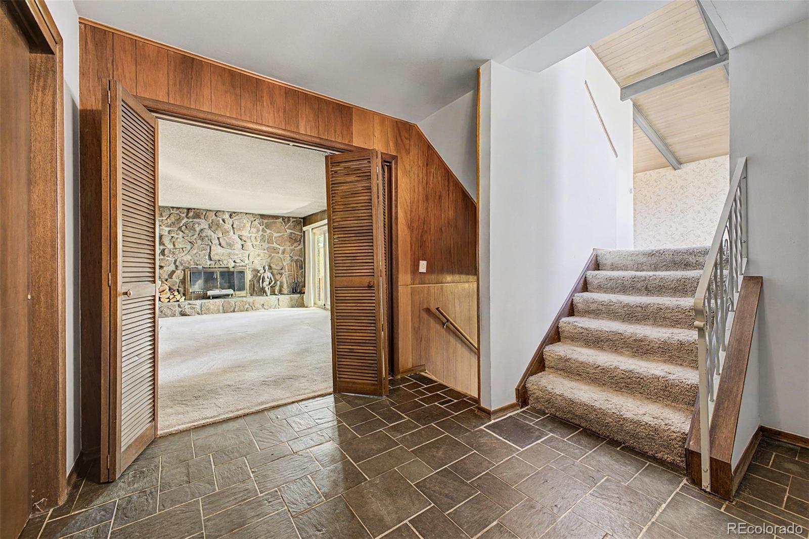 MLS Image #5 for 8289  greenwood boulevard,denver, Colorado