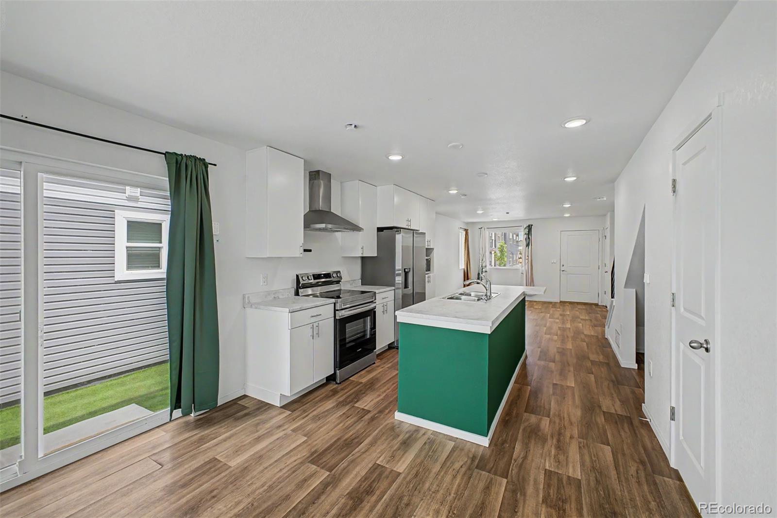 MLS Image #12 for 5057 n yampa street,denver, Colorado