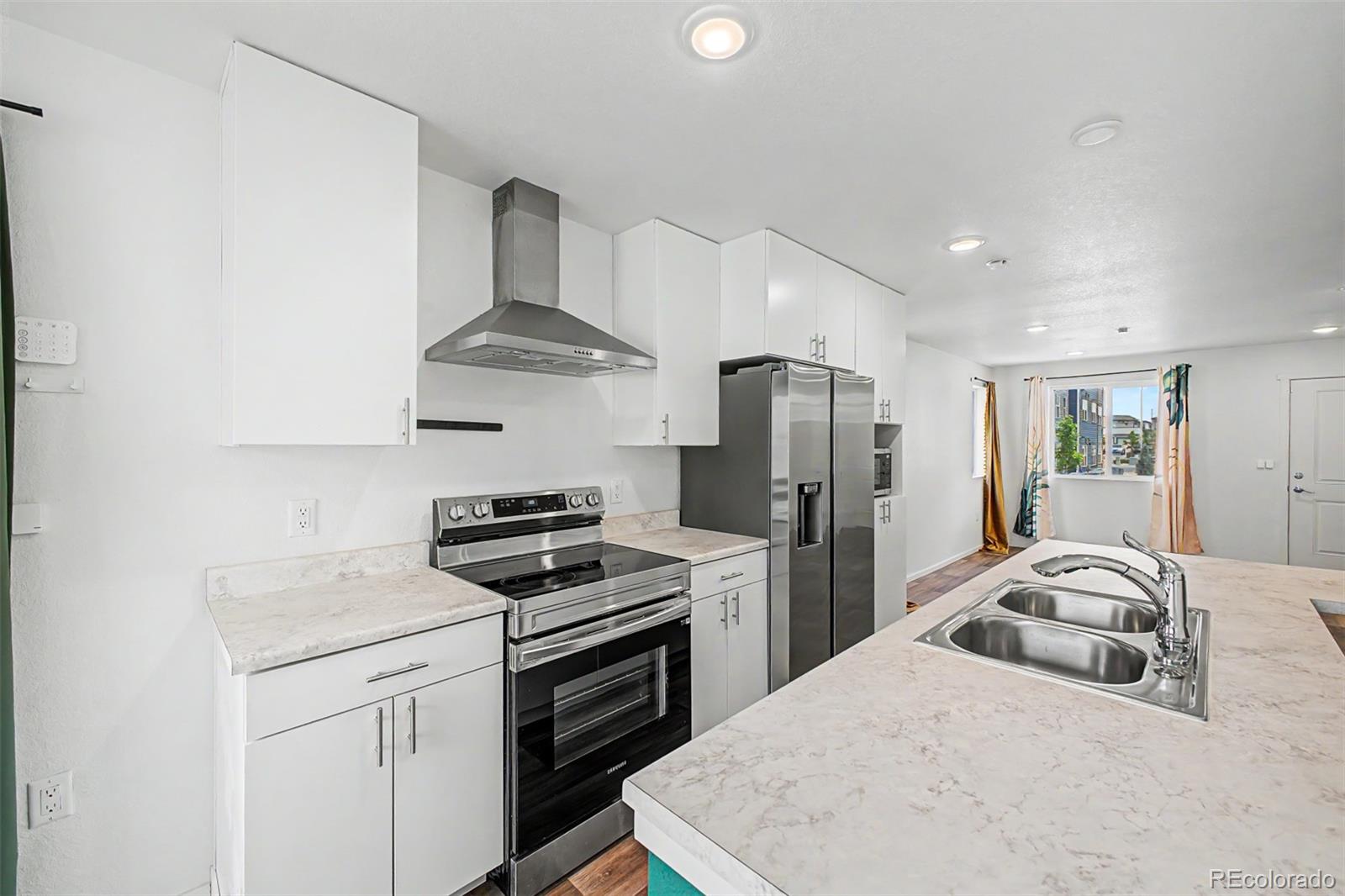 MLS Image #13 for 5057 n yampa street,denver, Colorado