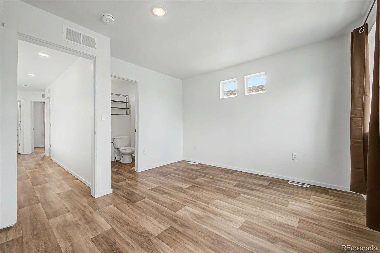 MLS Image #19 for 5057 n yampa street,denver, Colorado