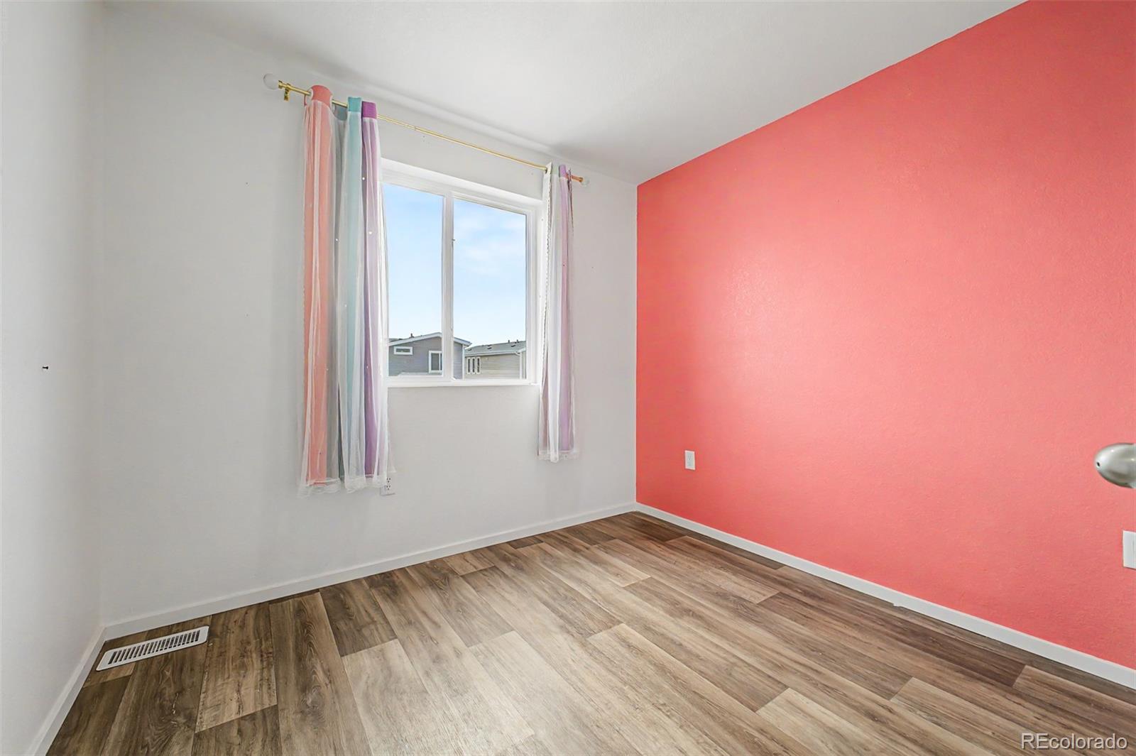 MLS Image #21 for 5057 n yampa street,denver, Colorado