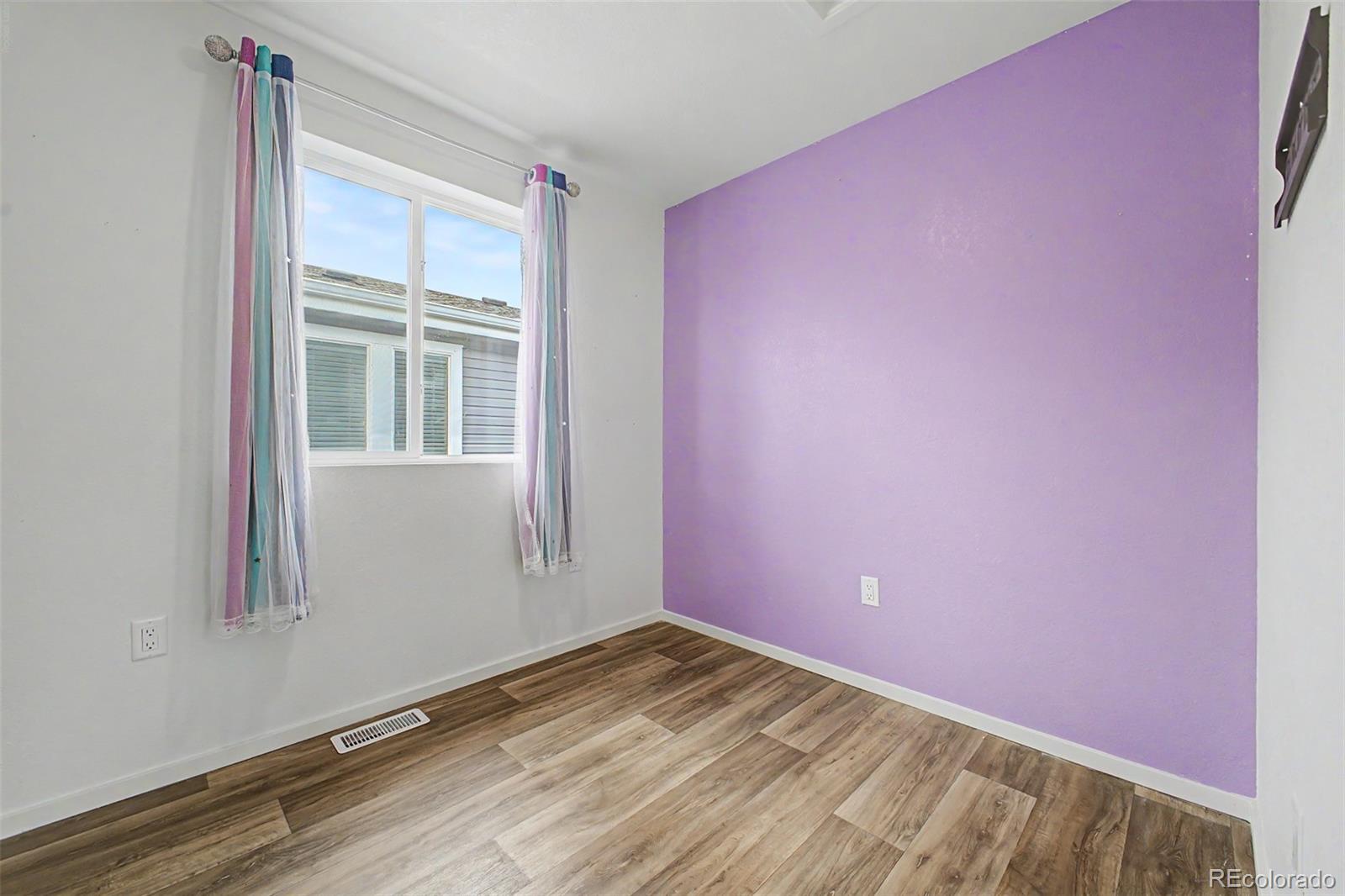 MLS Image #22 for 5057 n yampa street,denver, Colorado