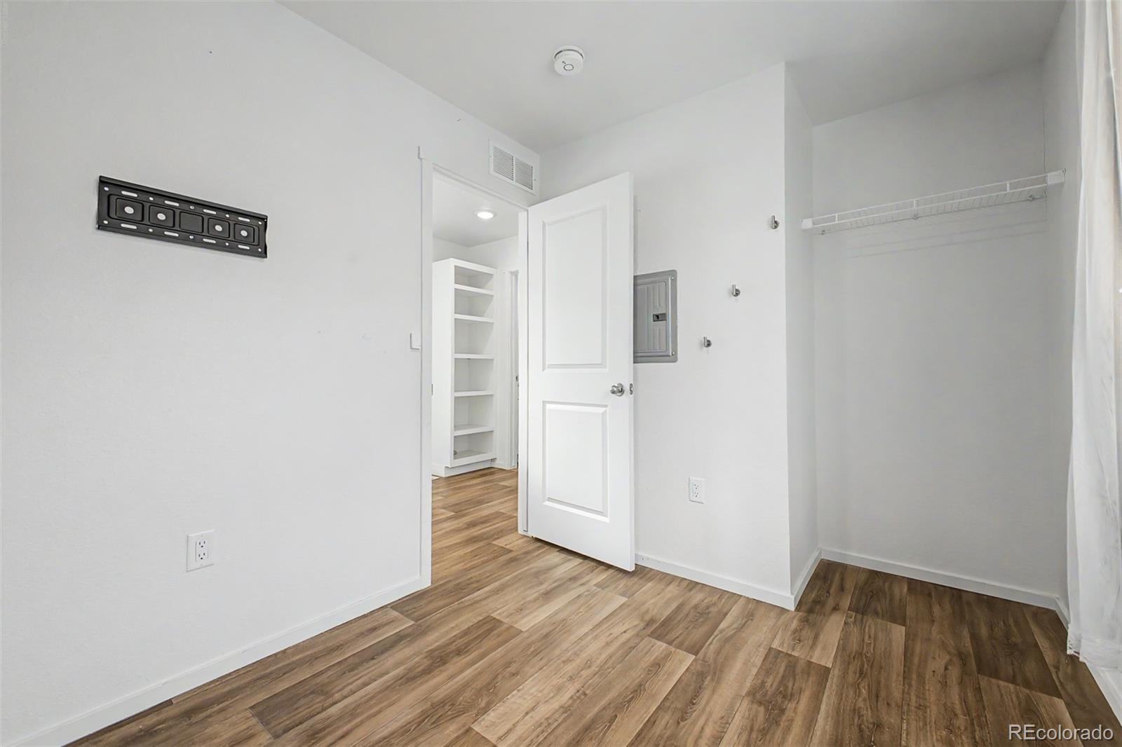 MLS Image #23 for 5057 n yampa street,denver, Colorado