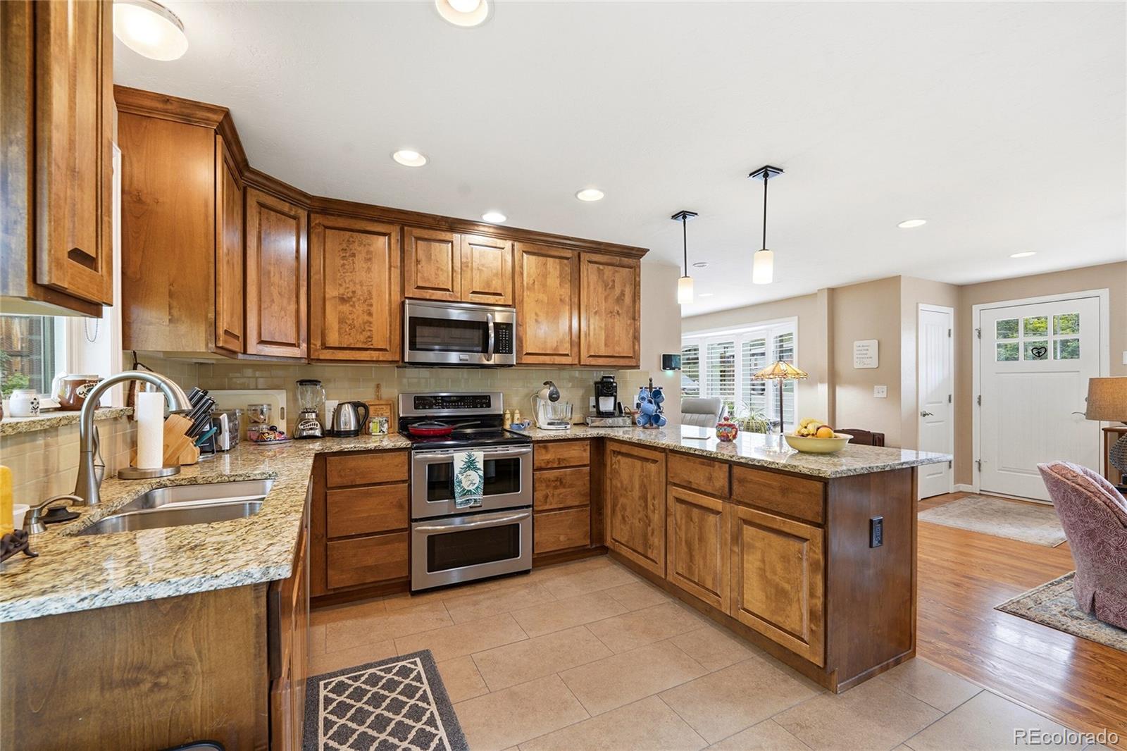 MLS Image #8 for 6573 s steele street,centennial, Colorado