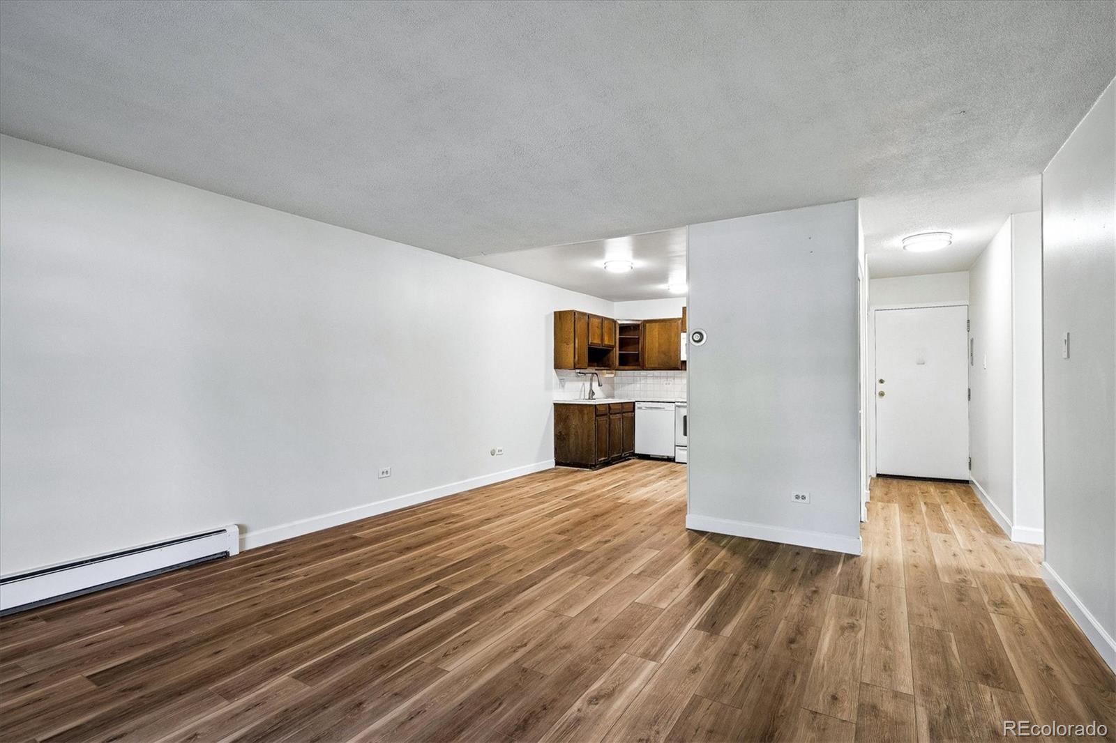 MLS Image #5 for 610 s alton way 11a,denver, Colorado