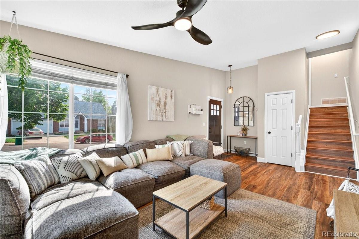 MLS Image #6 for 4366 s dearborn court,aurora, Colorado