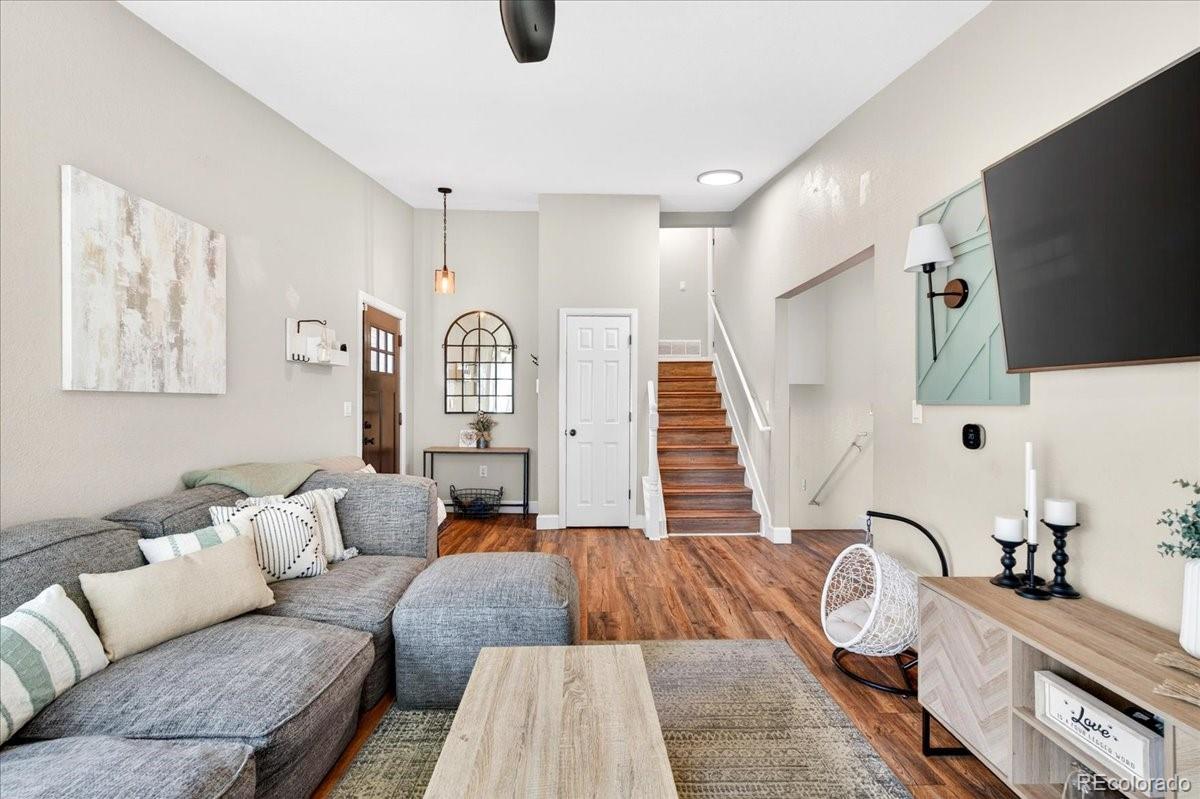 MLS Image #7 for 4366 s dearborn court,aurora, Colorado