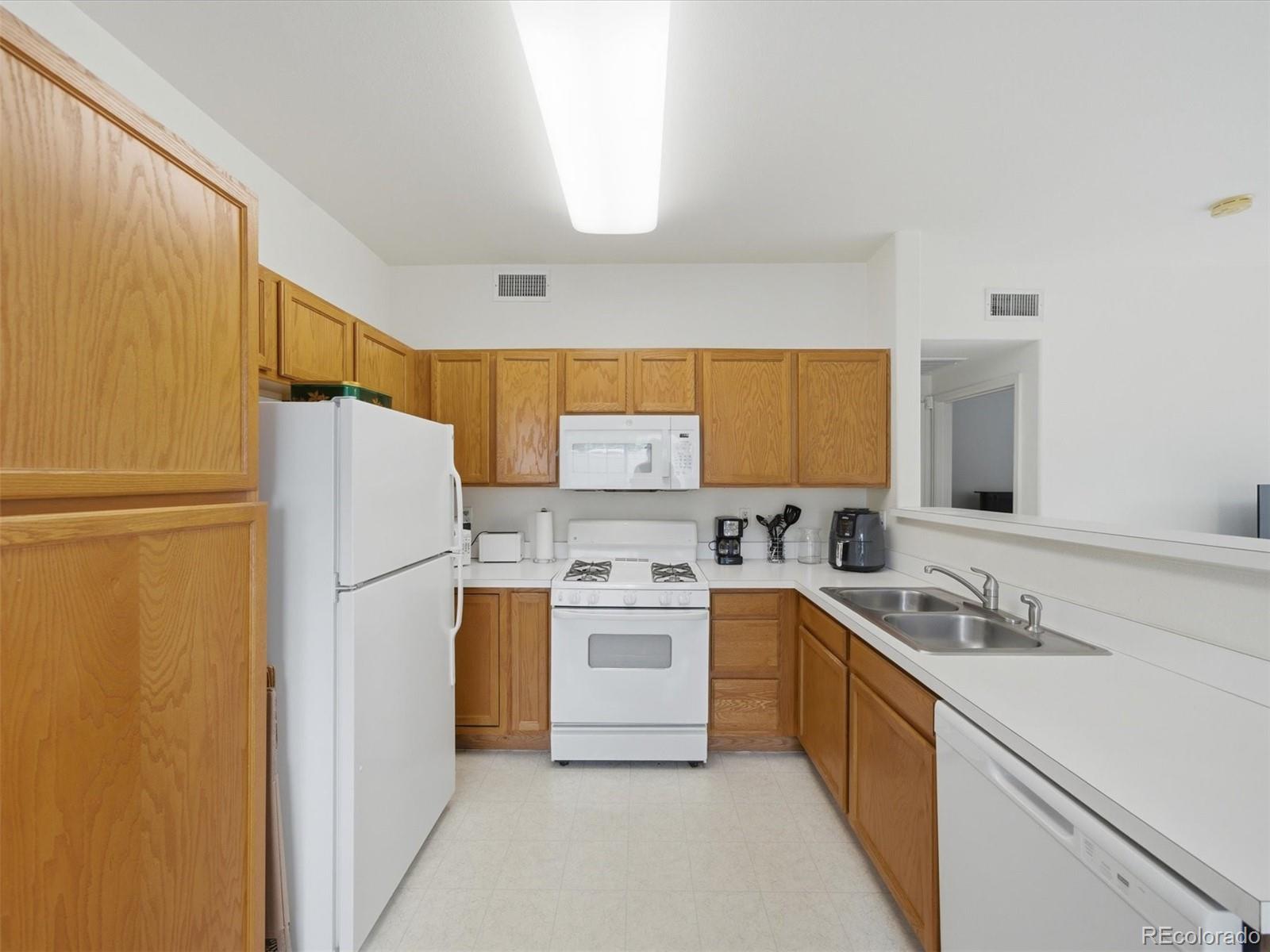 MLS Image #8 for 8745 w berry avenue 101,littleton, Colorado