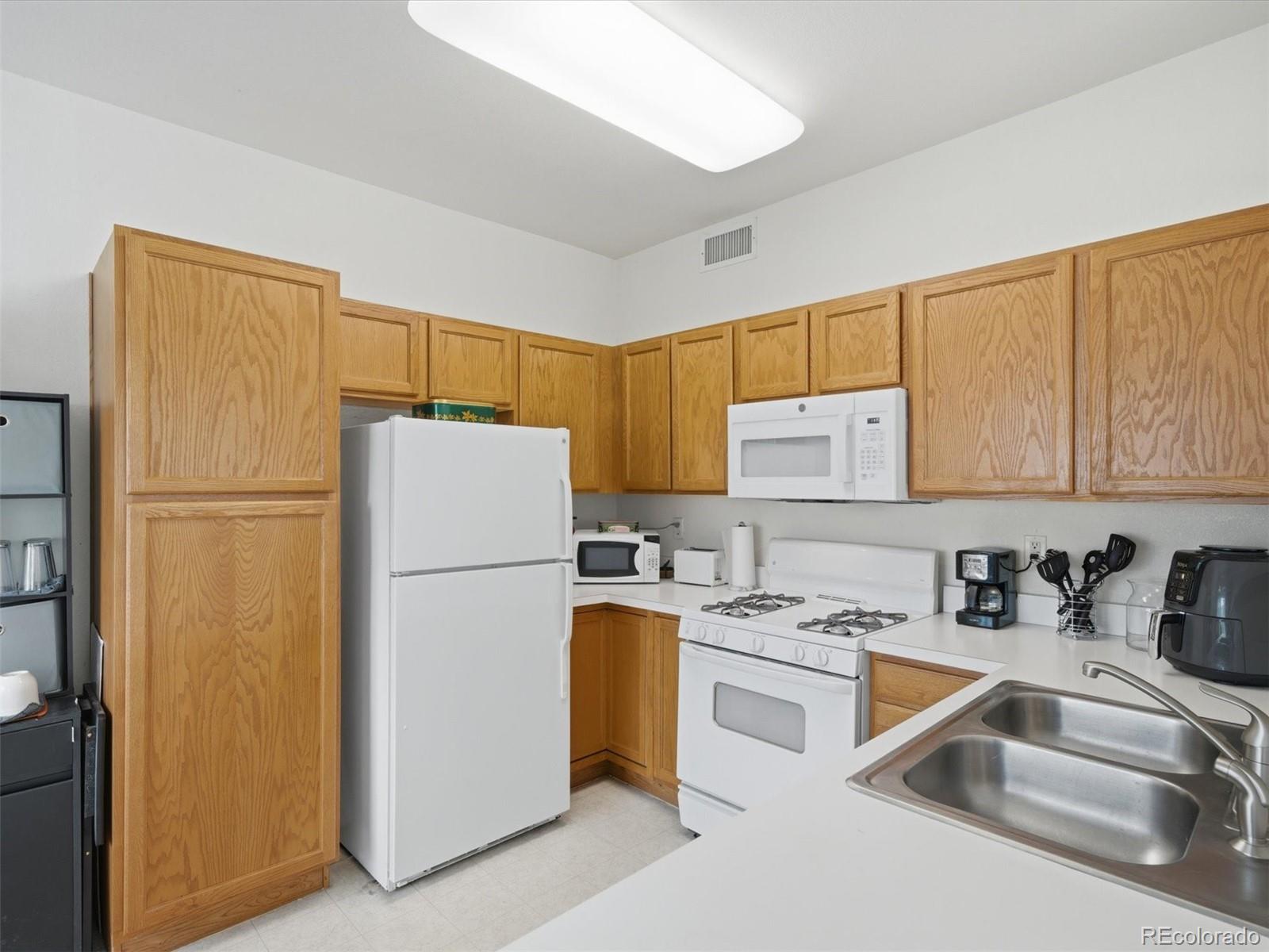 MLS Image #9 for 8745 w berry avenue 101,littleton, Colorado