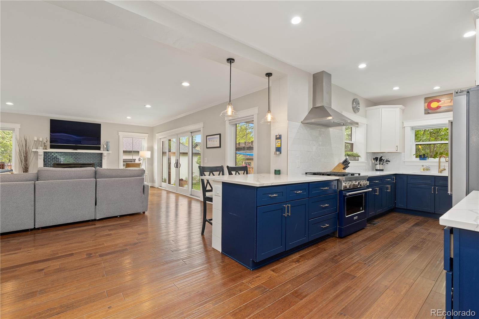 MLS Image #11 for 4636  montview boulevard,denver, Colorado