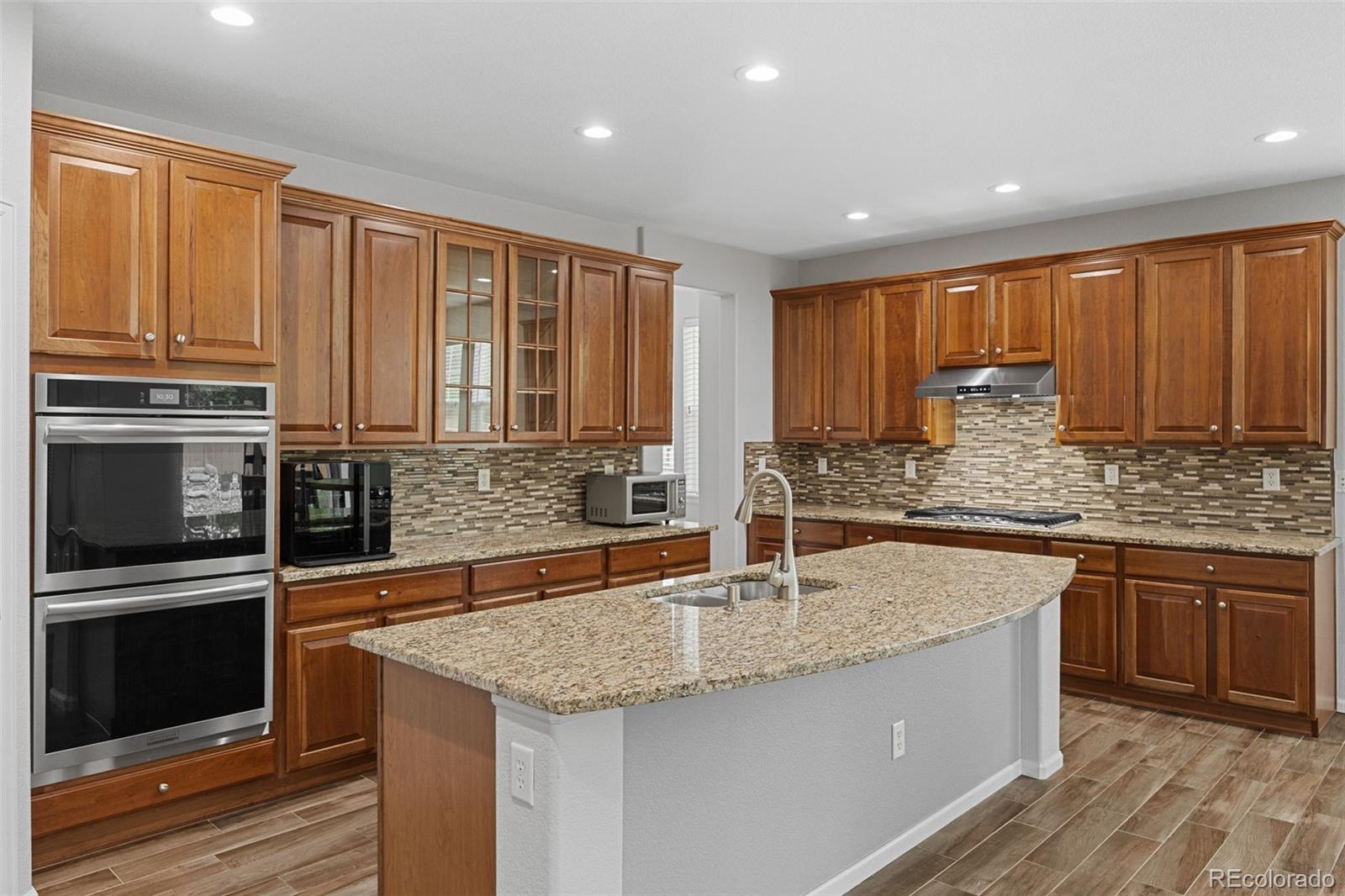 MLS Image #15 for 10696  nucla street,commerce city, Colorado