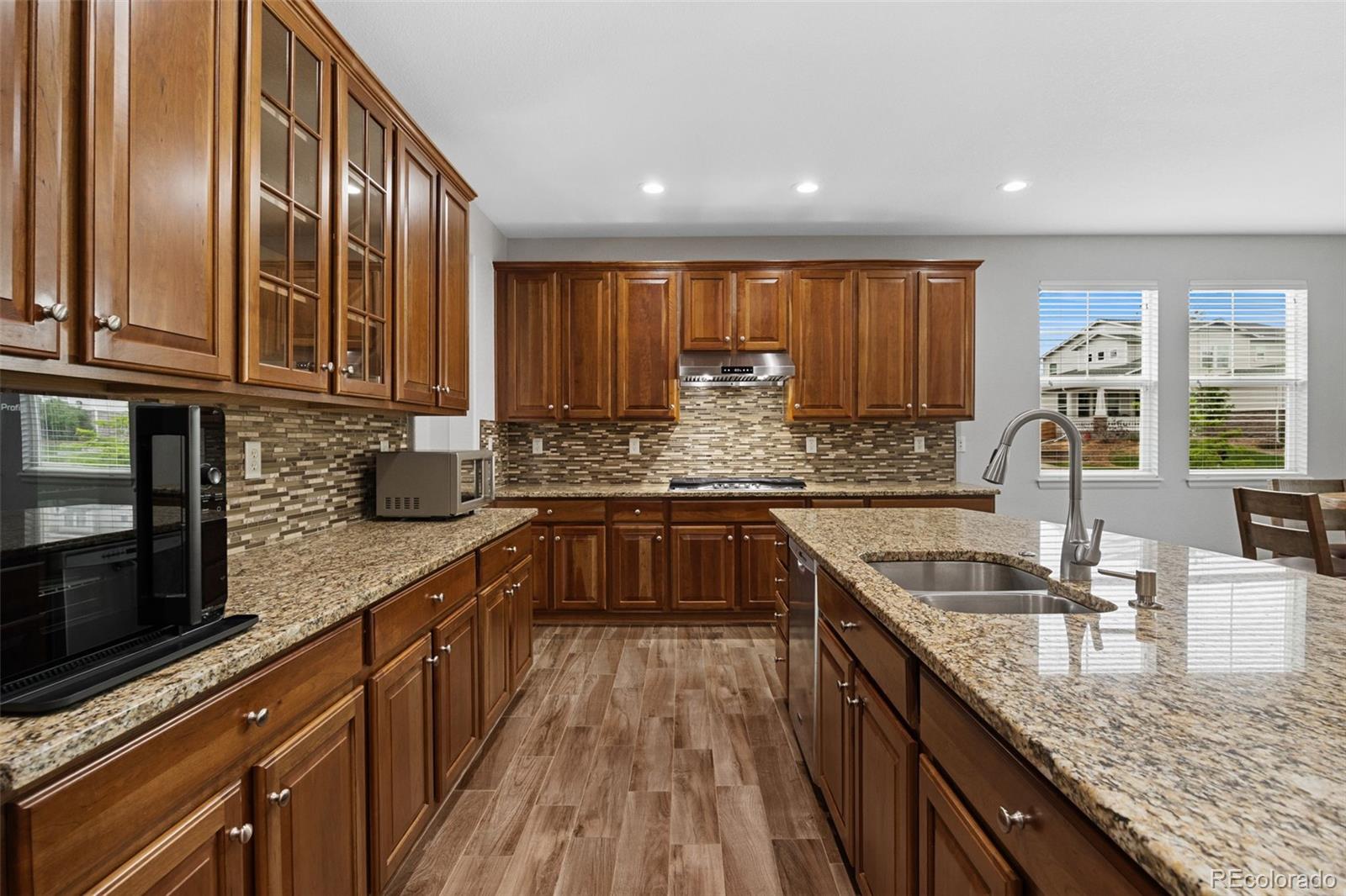 MLS Image #16 for 10696  nucla street,commerce city, Colorado