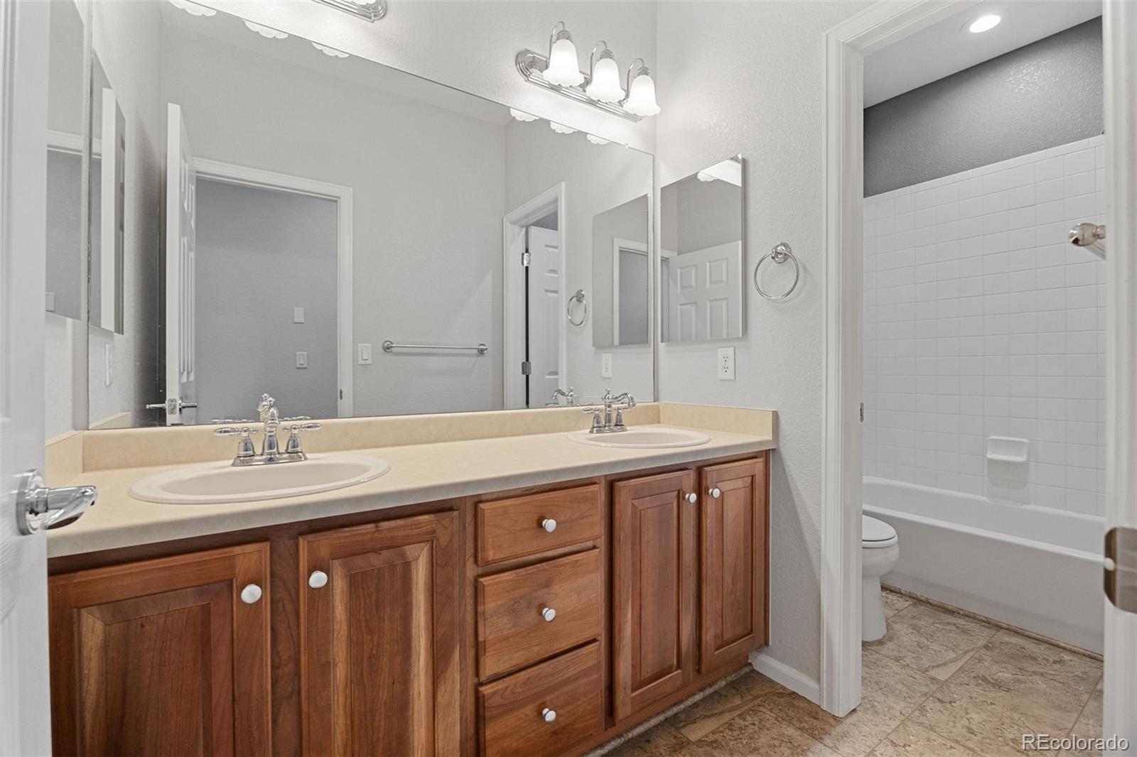 MLS Image #23 for 10696  nucla street,commerce city, Colorado