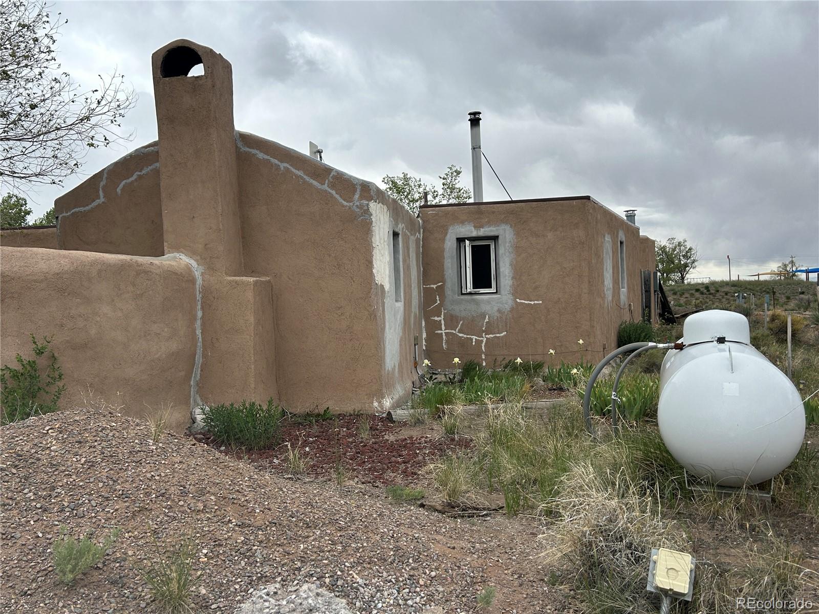 MLS Image #4 for 321  palisade court,moffat, Colorado