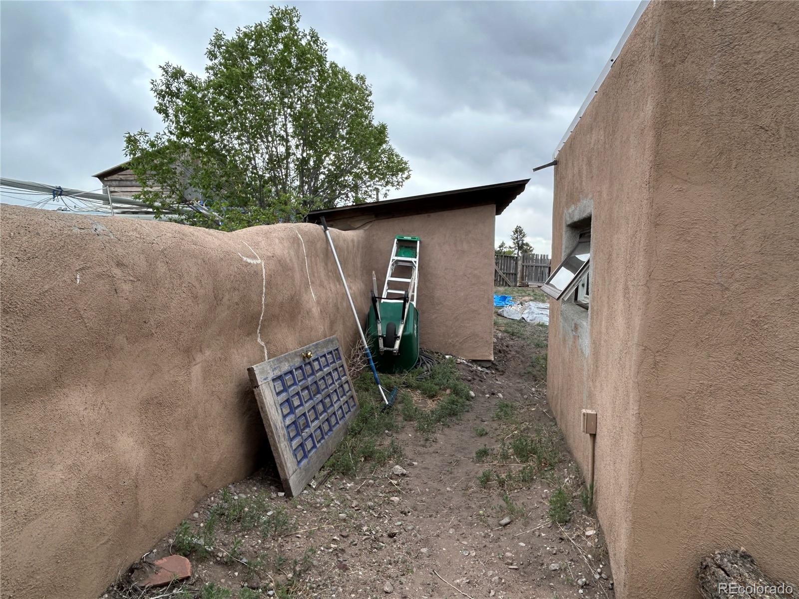 MLS Image #5 for 321  palisade court,moffat, Colorado