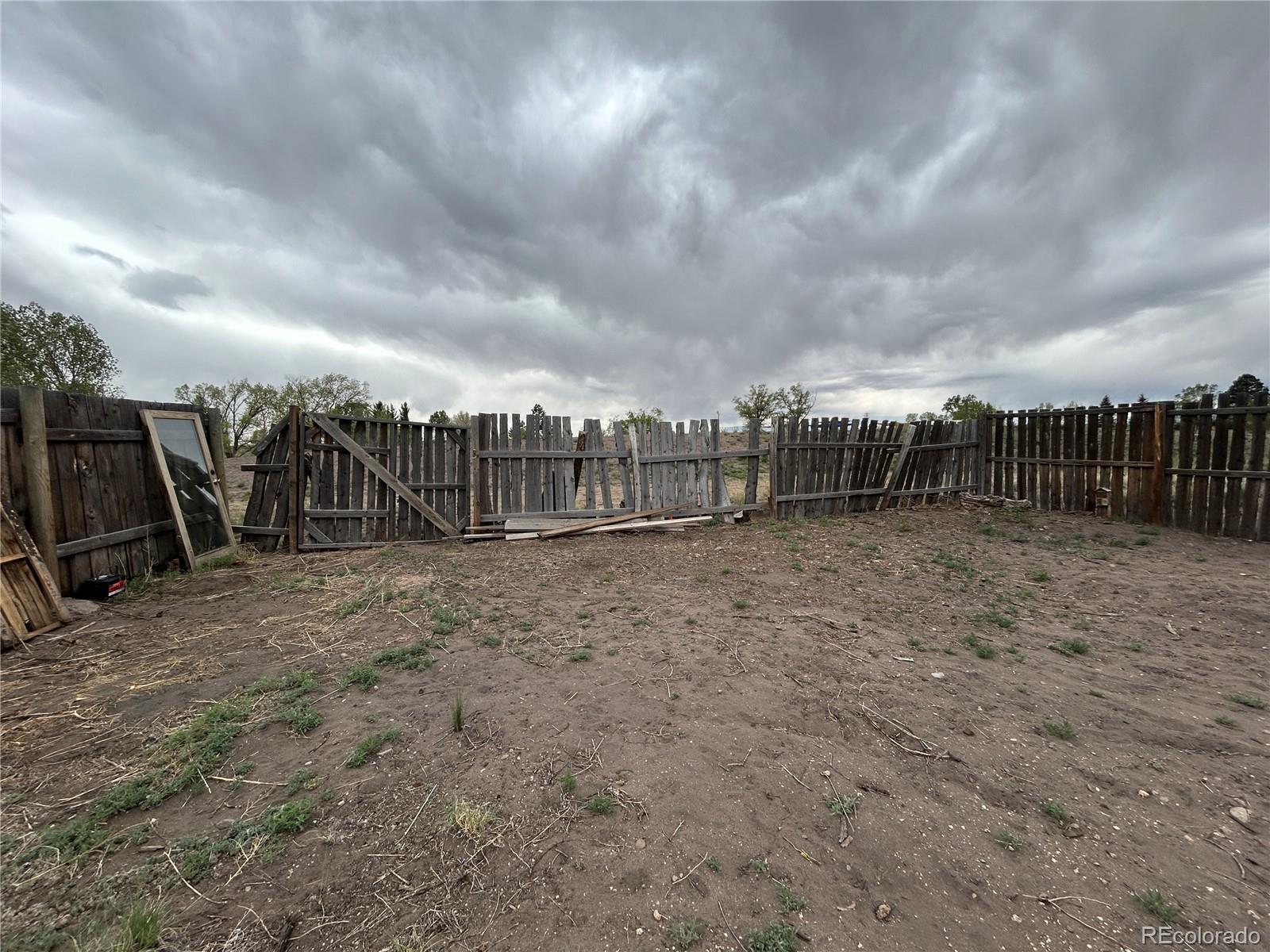 MLS Image #9 for 321  palisade court,moffat, Colorado