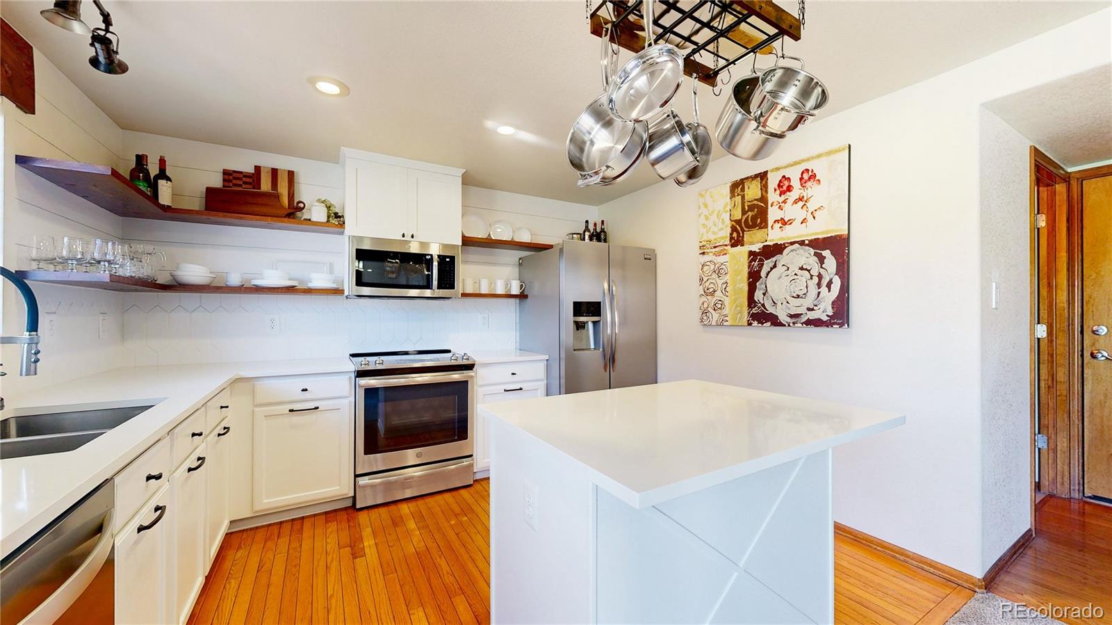 MLS Image #5 for 11642  macon street,commerce city, Colorado