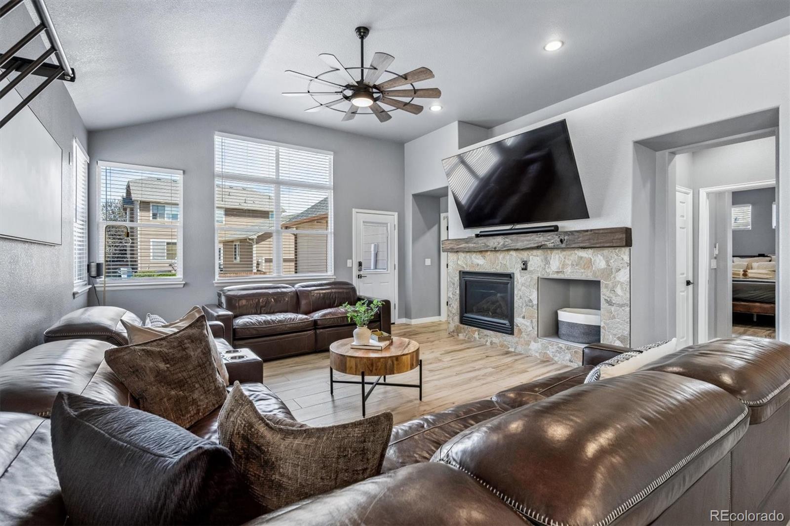 MLS Image #13 for 11096  newark street,commerce city, Colorado