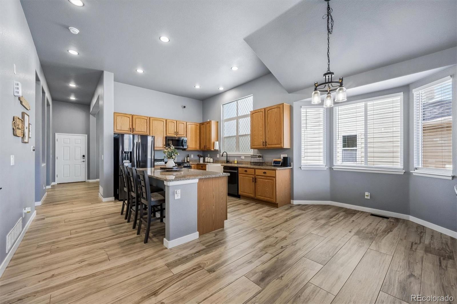 MLS Image #6 for 11096  newark street,commerce city, Colorado