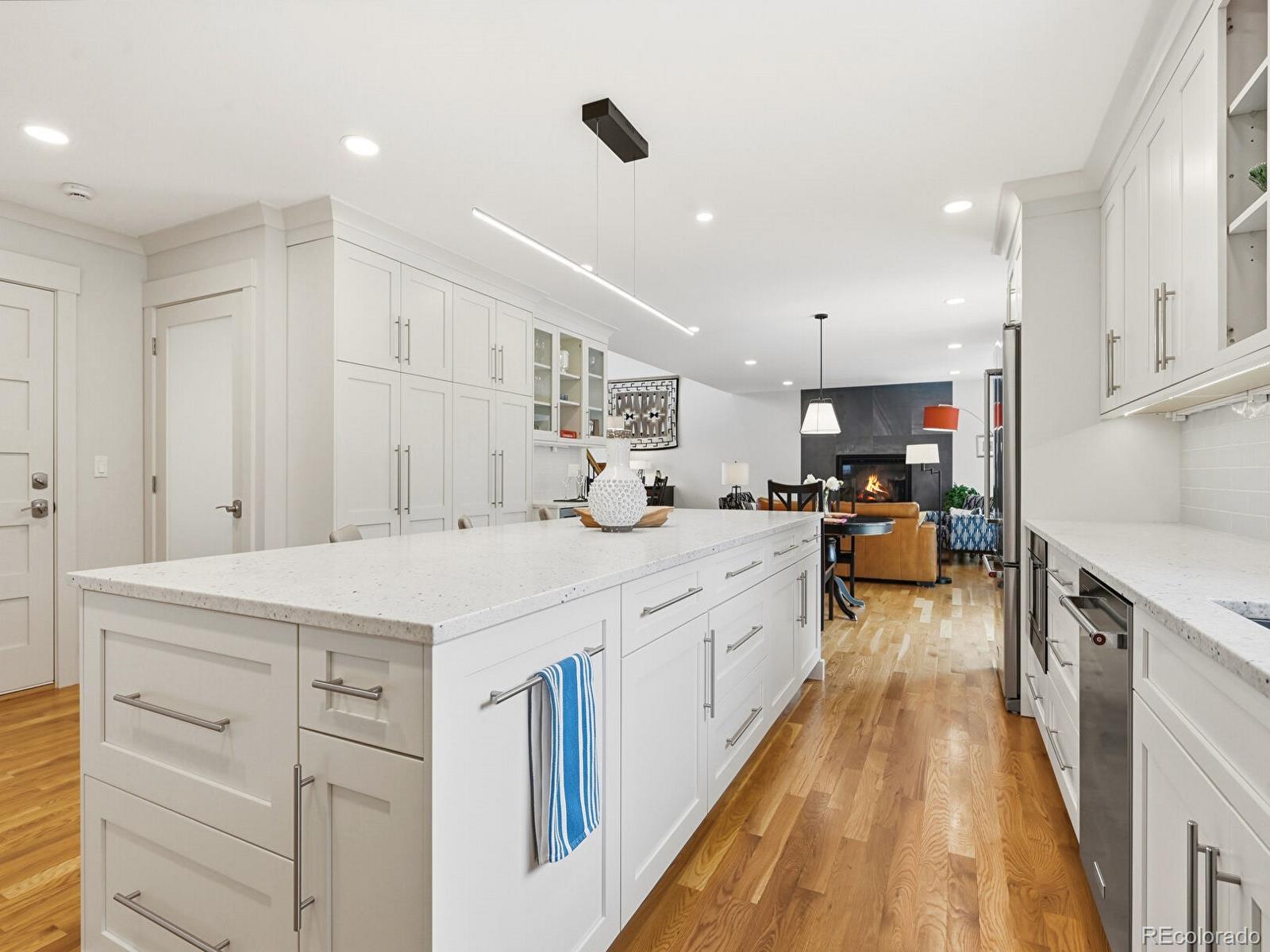 MLS Image #16 for 2061  emerson lane,louisville, Colorado