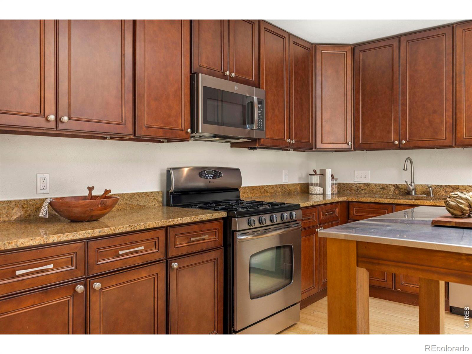 MLS Image #12 for 4844 w moorhead circle,boulder, Colorado
