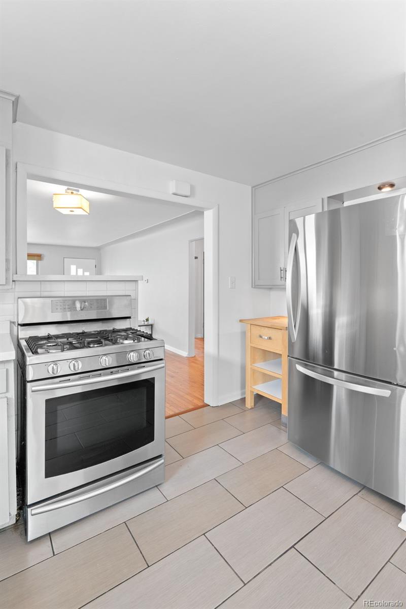MLS Image #14 for 576 s grant street,denver, Colorado