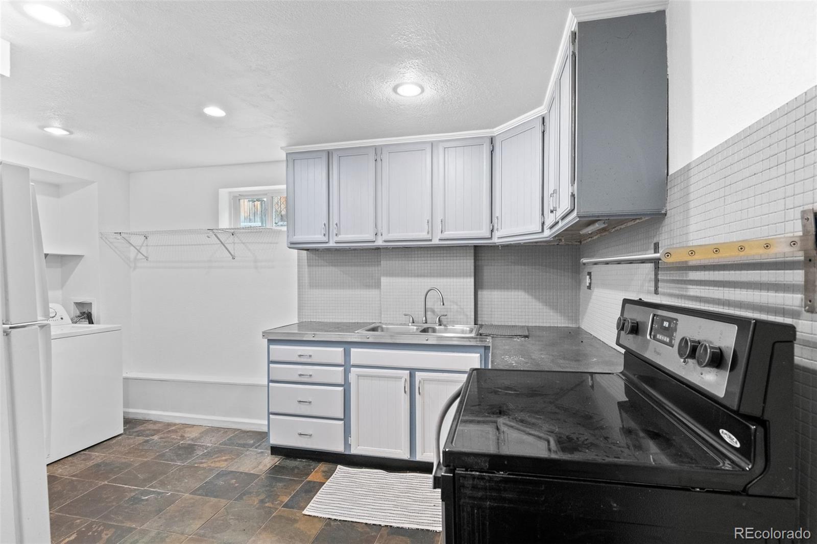 MLS Image #21 for 576 s grant street,denver, Colorado