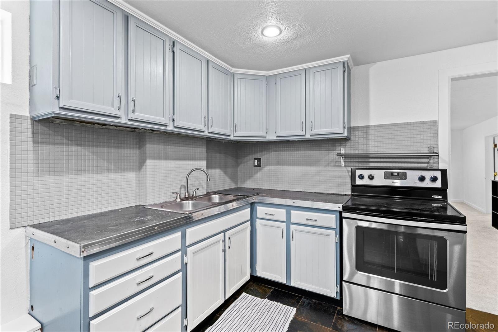 MLS Image #22 for 576 s grant street,denver, Colorado