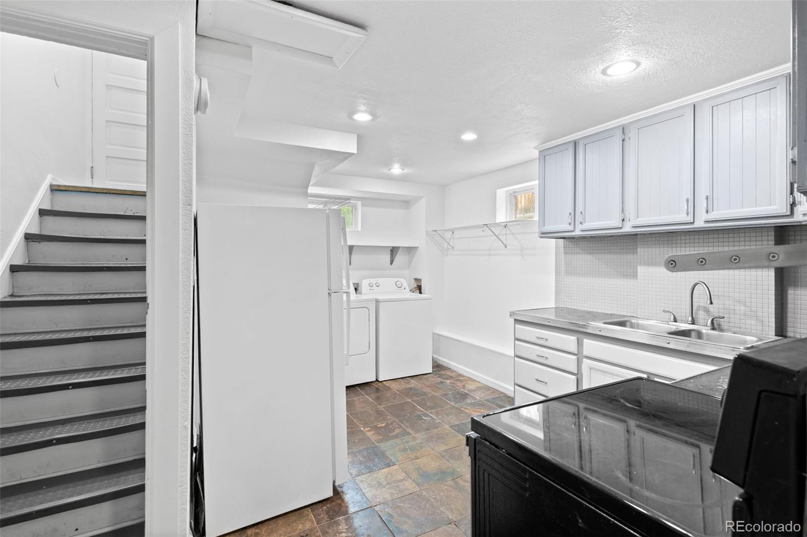 MLS Image #24 for 576 s grant street,denver, Colorado