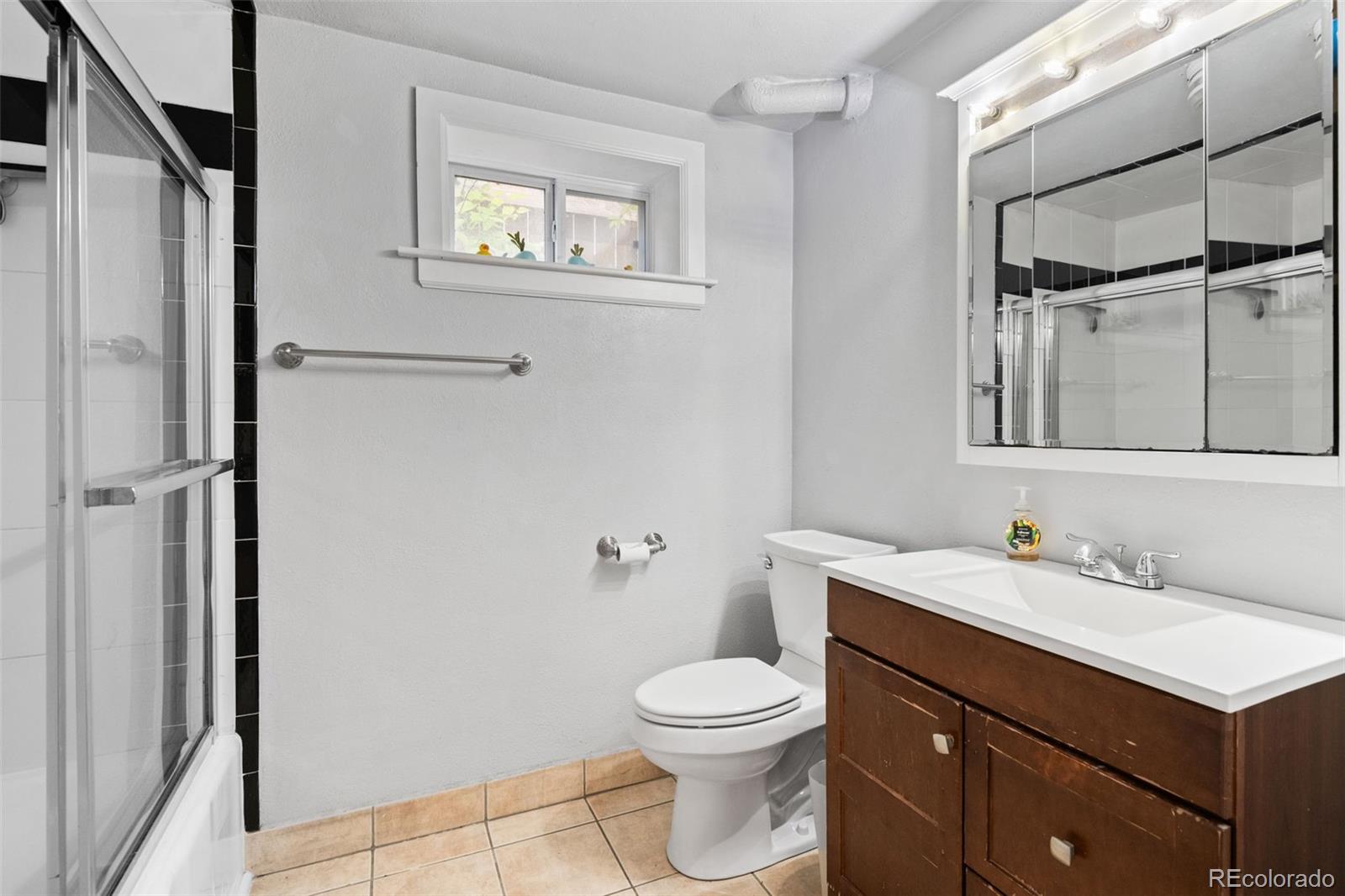 MLS Image #33 for 576 s grant street,denver, Colorado