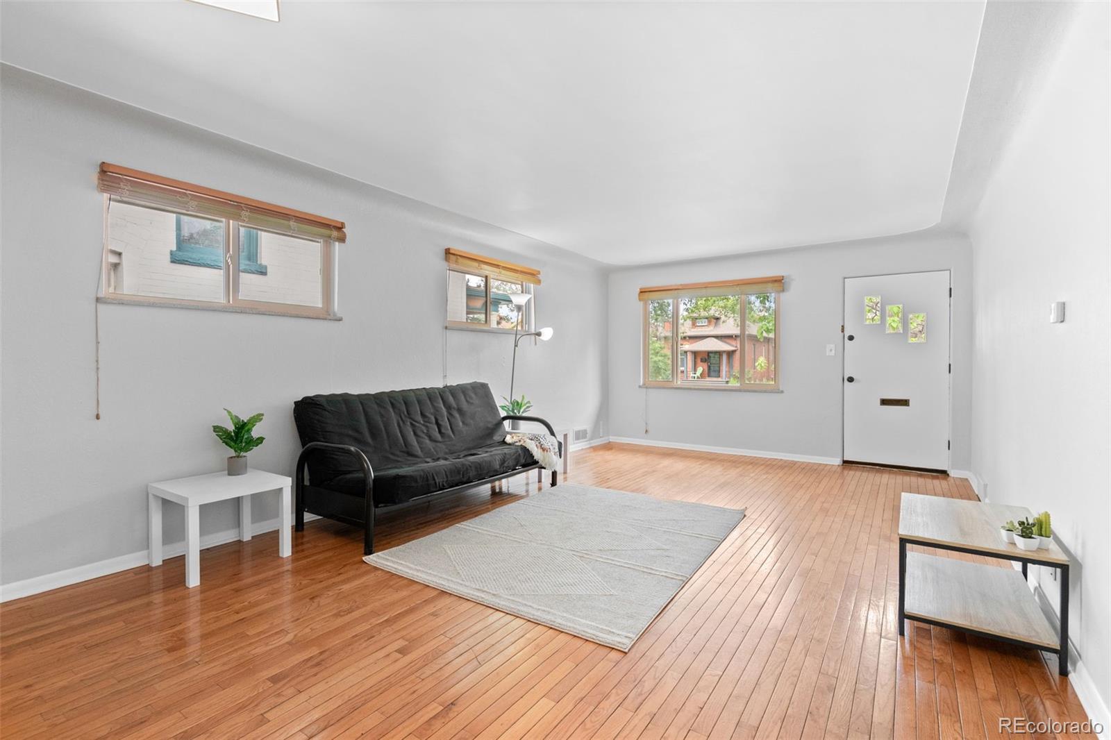 MLS Image #7 for 576 s grant street,denver, Colorado