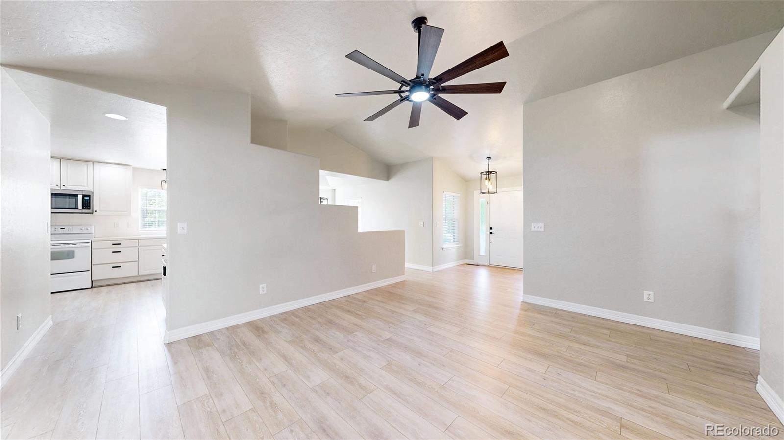 MLS Image #4 for 3342  68th avenue court,greeley, Colorado