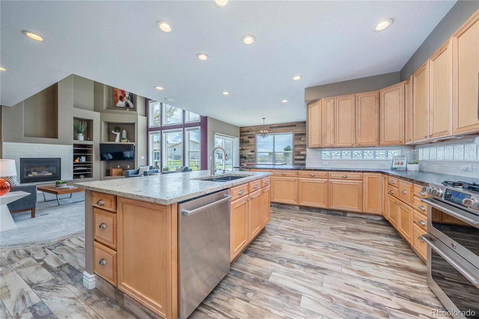 MLS Image #10 for 7911  beverly boulevard,castle pines, Colorado