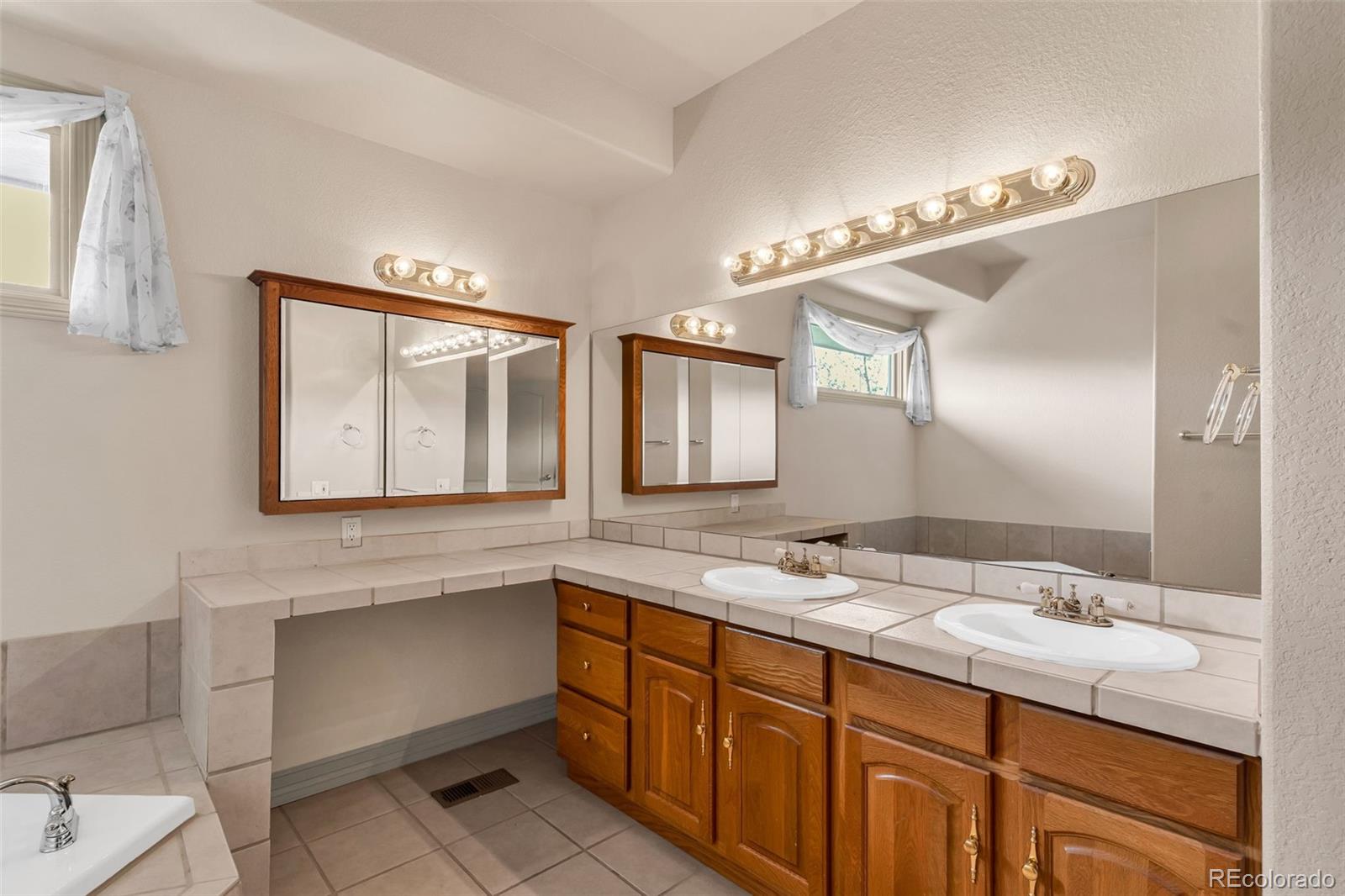 MLS Image #26 for 743  cr 143 ,canon city, Colorado