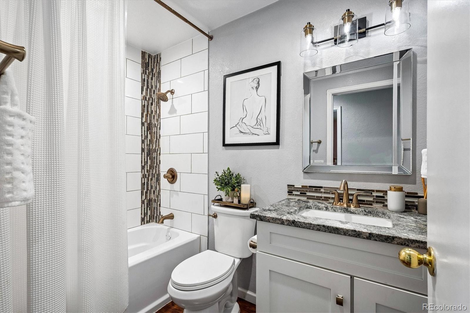 MLS Image #14 for 15671 e jefferson avenue,aurora, Colorado