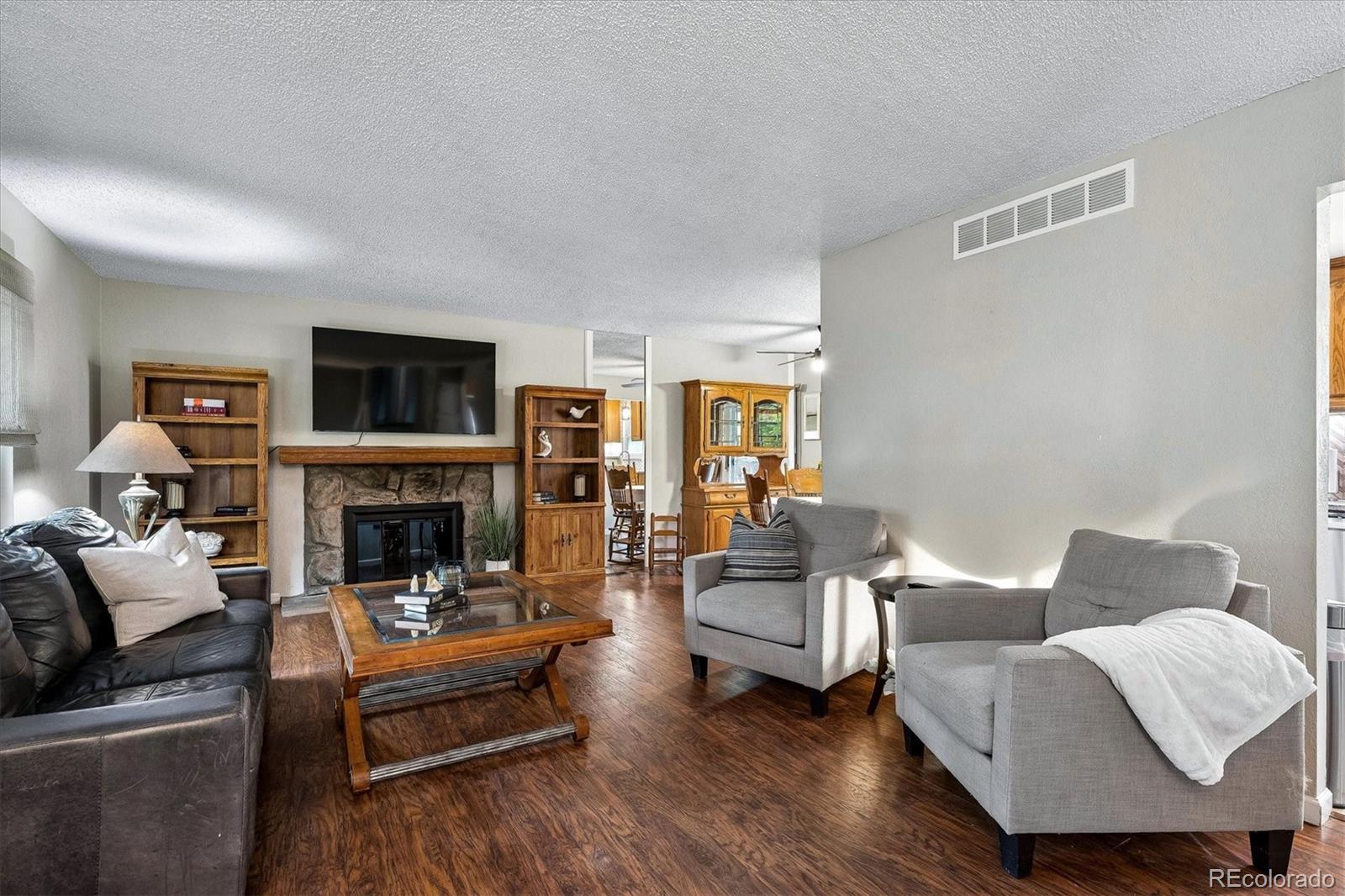 MLS Image #3 for 15671 e jefferson avenue,aurora, Colorado