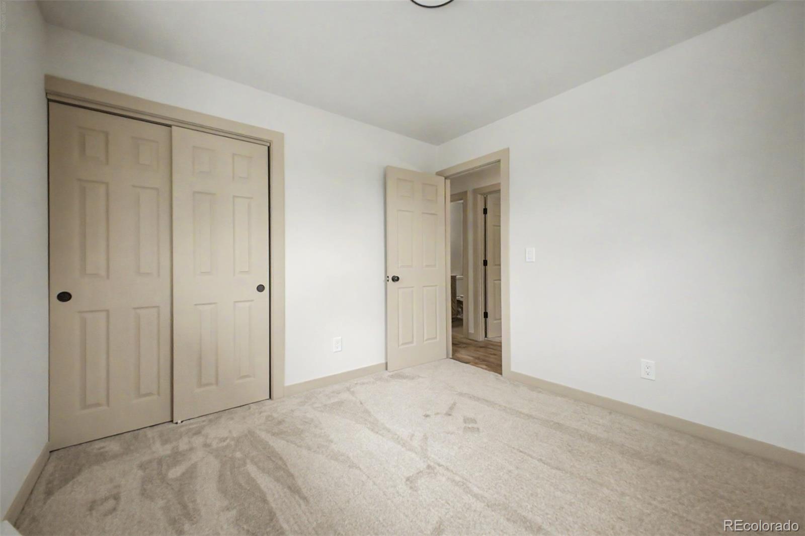 MLS Image #11 for 5011 s meade street,littleton, Colorado