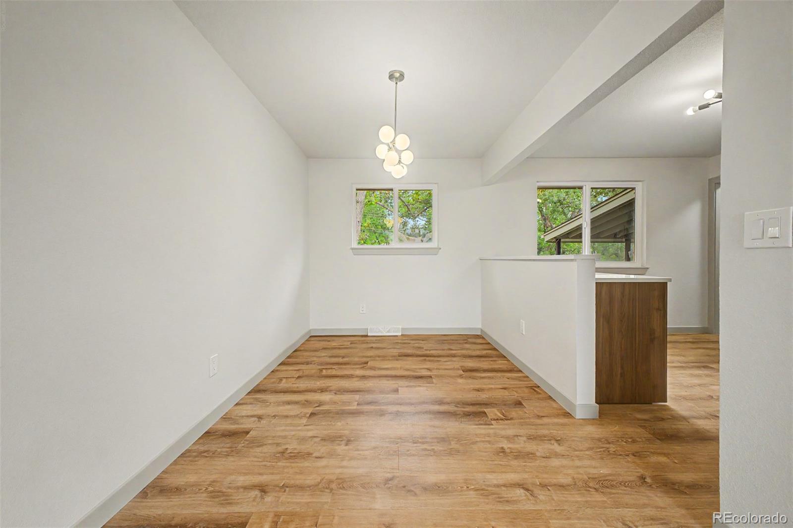 MLS Image #4 for 5011 s meade street,littleton, Colorado